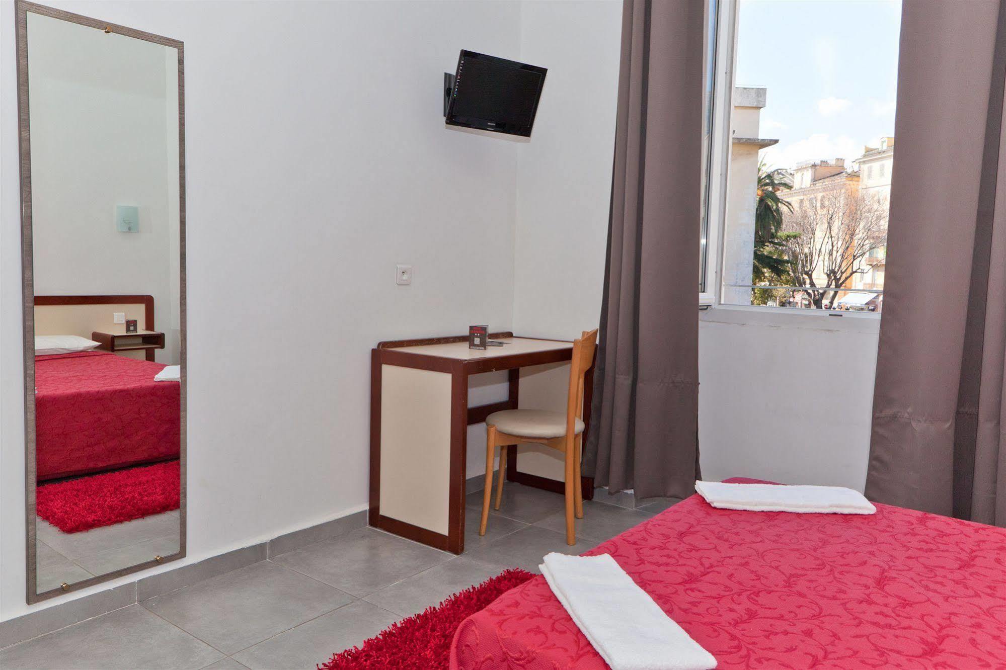 Hotel Riviera Bastia  Ngoại thất bức ảnh