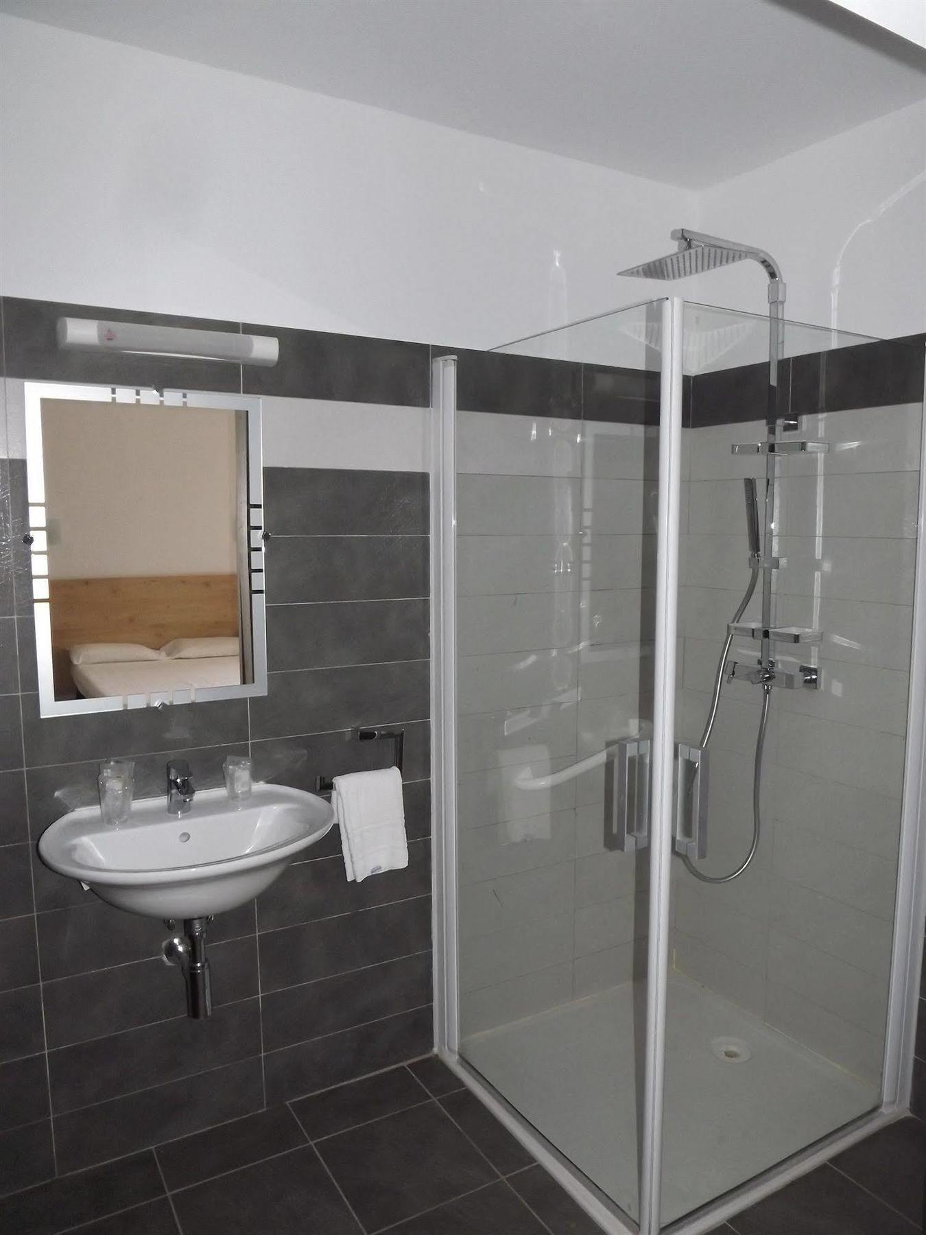 Hotel Riviera Bastia  Ngoại thất bức ảnh
