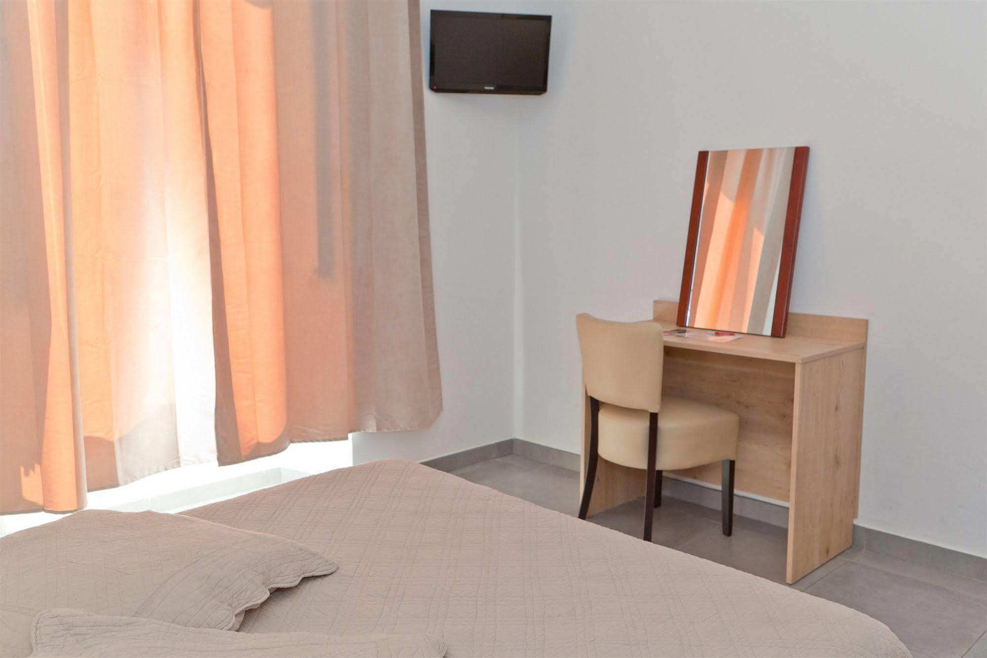 Hotel Riviera Bastia  Ngoại thất bức ảnh